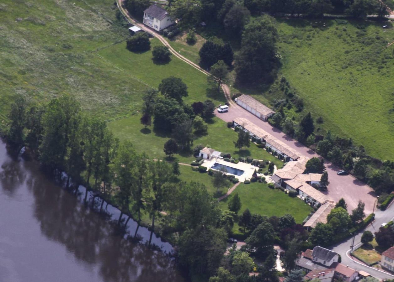 Logis Hotel Val De Vienne Le Vigeant Dış mekan fotoğraf